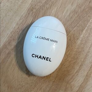 CHANEL La Crème Main (Brand New)
